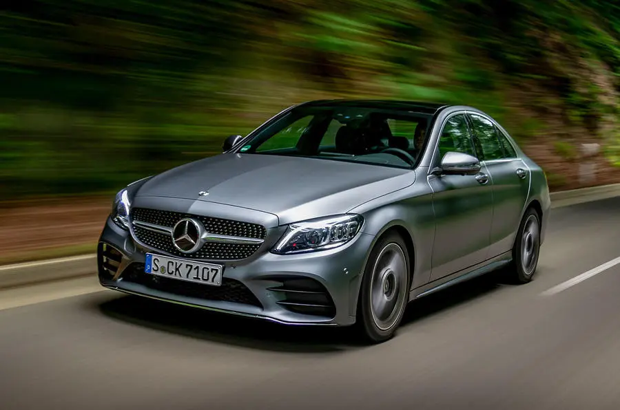 Mercedes-Benz  C 200 d AMG 9G-Tronic 5