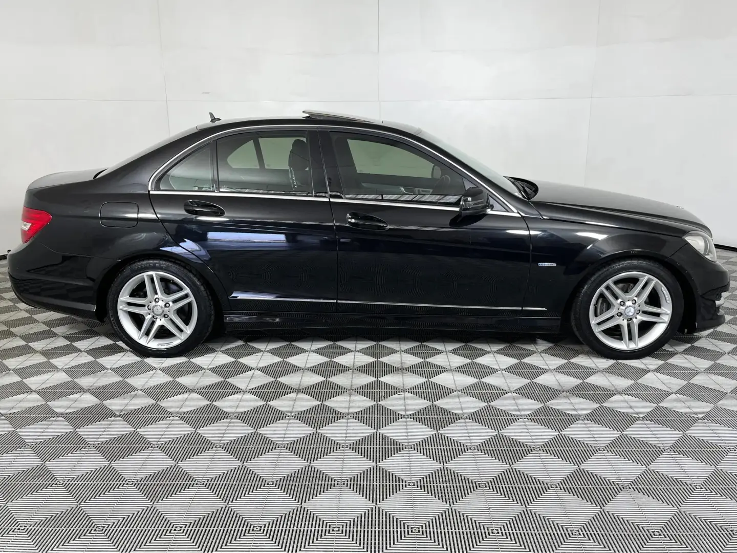 Mercedes-Benz  C 200 d BlueTEC Style 7G-Tronic 1