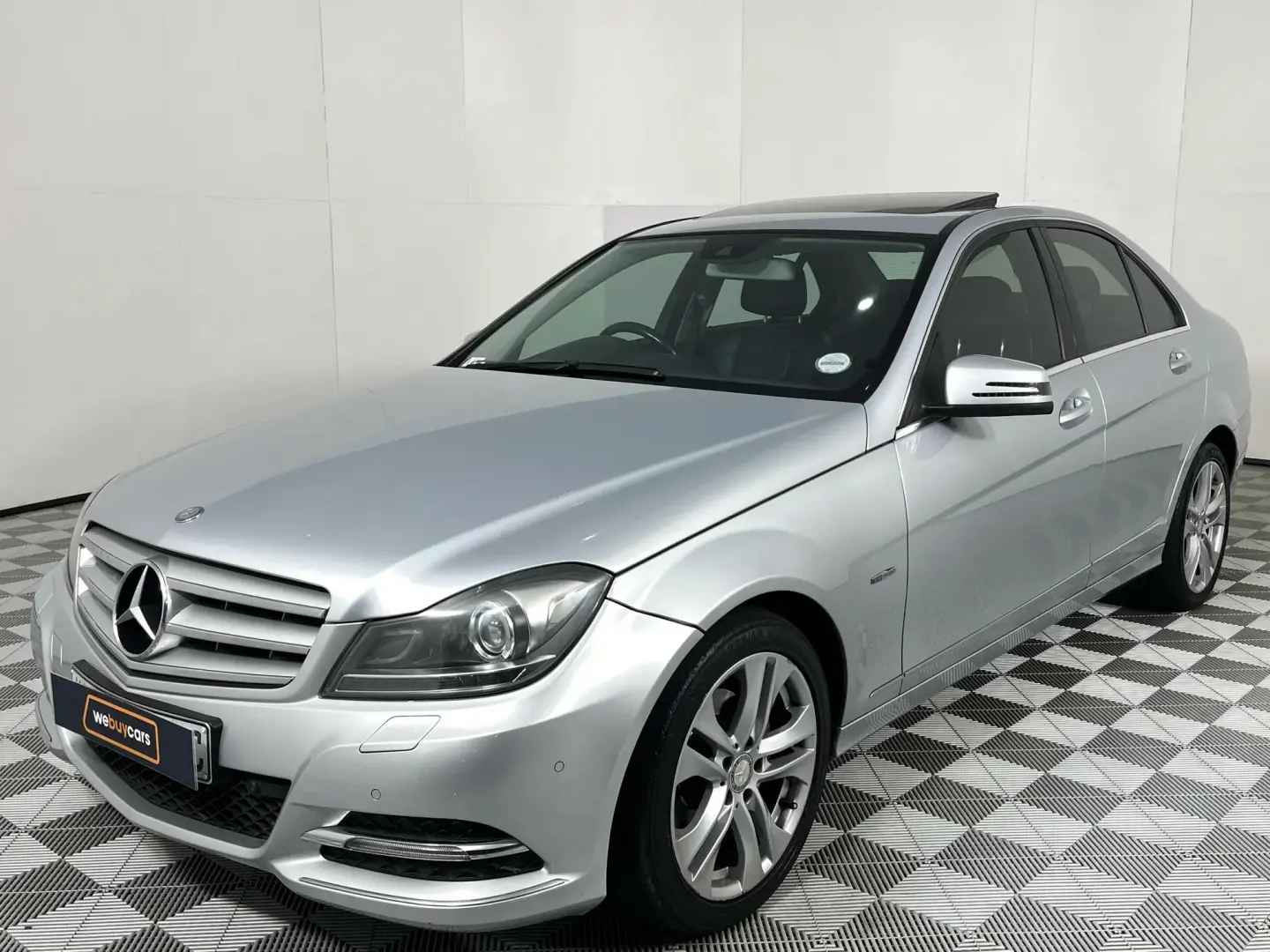 Mercedes-Benz  C 200 BlueEFFICIENCY Avantgarde 7G-Tronic 4