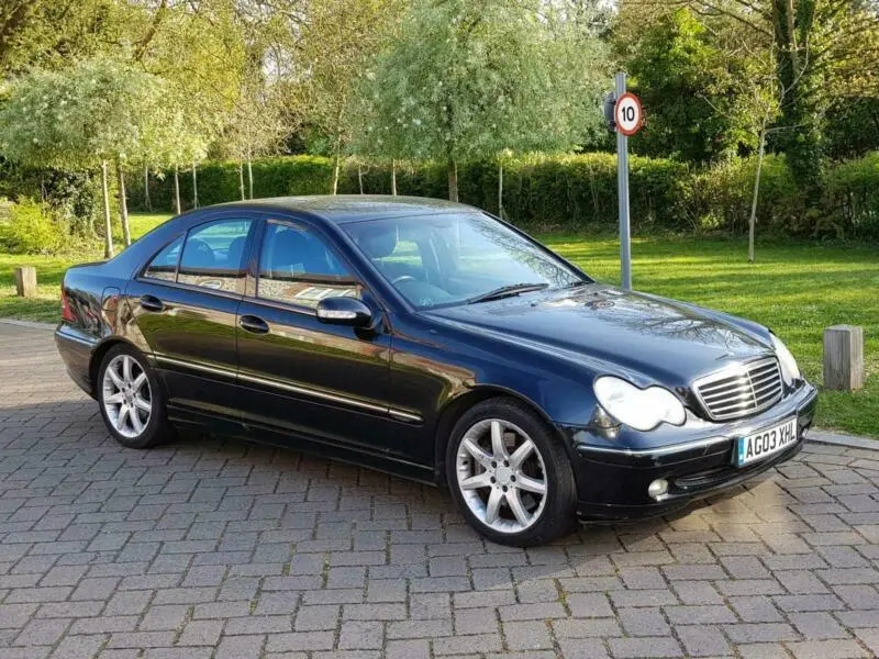 Mercedes-Benz  C 220 CDI Avantgarde 4