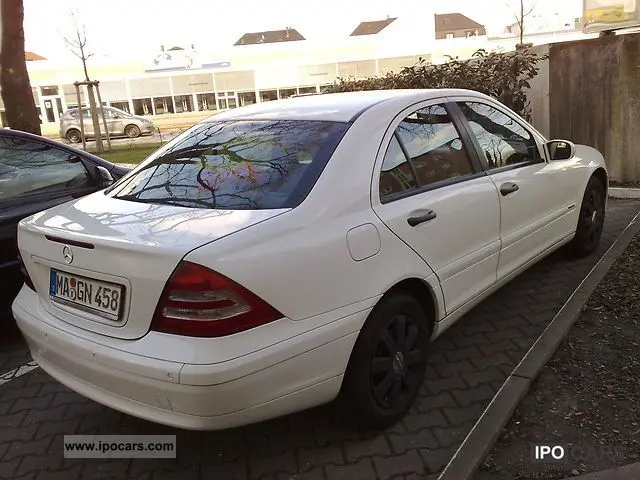Mercedes-Benz  C 200 CDI Classic 5