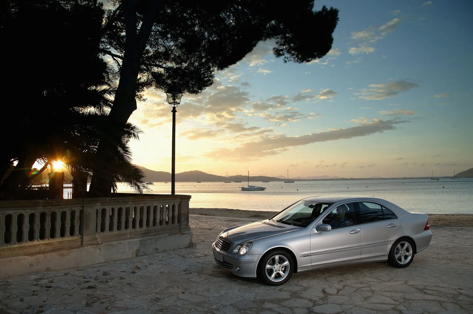 Mercedes-Benz  C 200 CDI Elegance 4