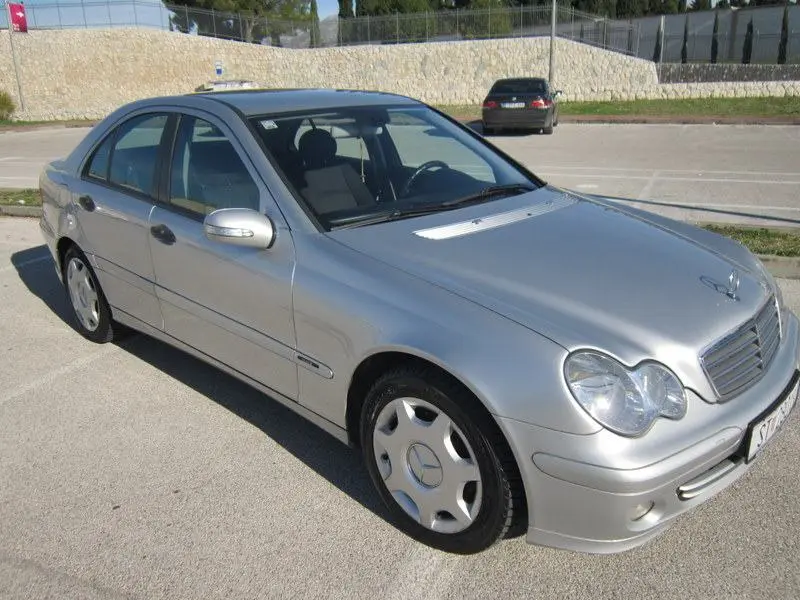 Mercedes-Benz  C 200 CDI Classic 5