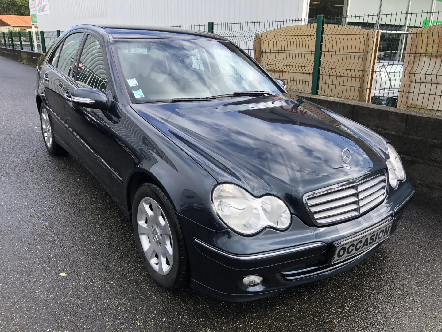 Mercedes-Benz  C 200 CDI Elegance 6