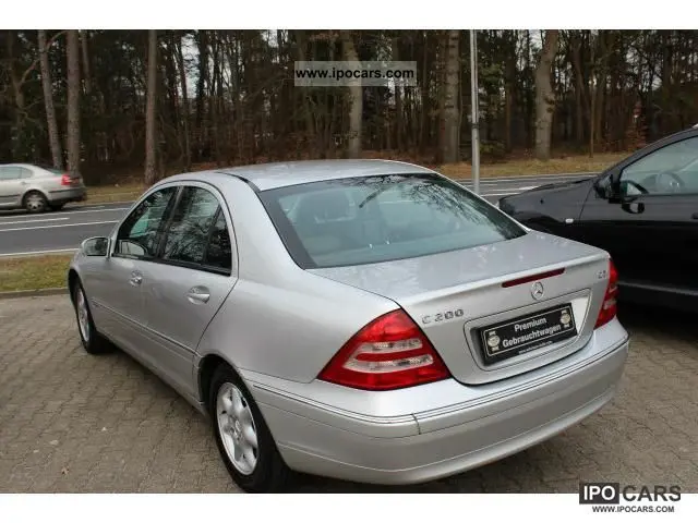 Mercedes-Benz  C 200 CDI Elegance 4