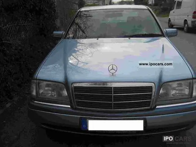 Mercedes-Benz  C 200 Classic 3