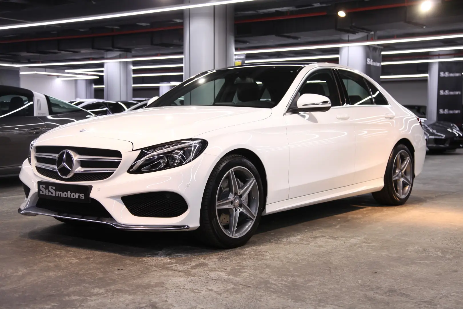 Mercedes-Benz  C 200 d BlueTEC AMG 1