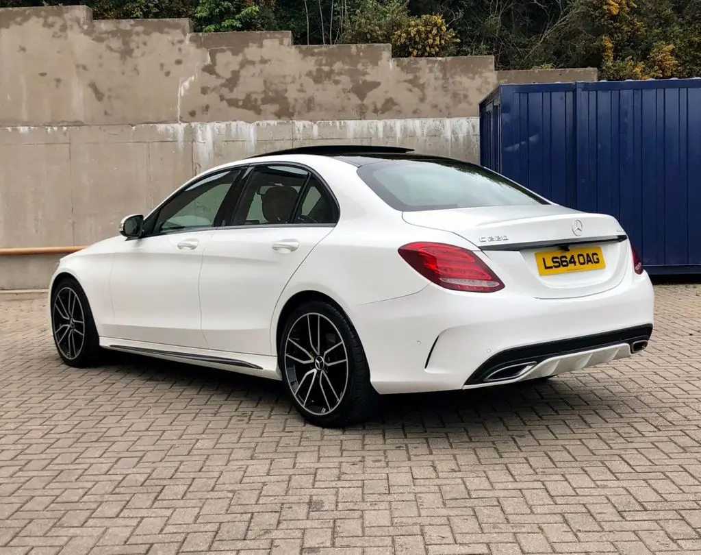 Mercedes-Benz  C 200 d BlueTEC AMG 3