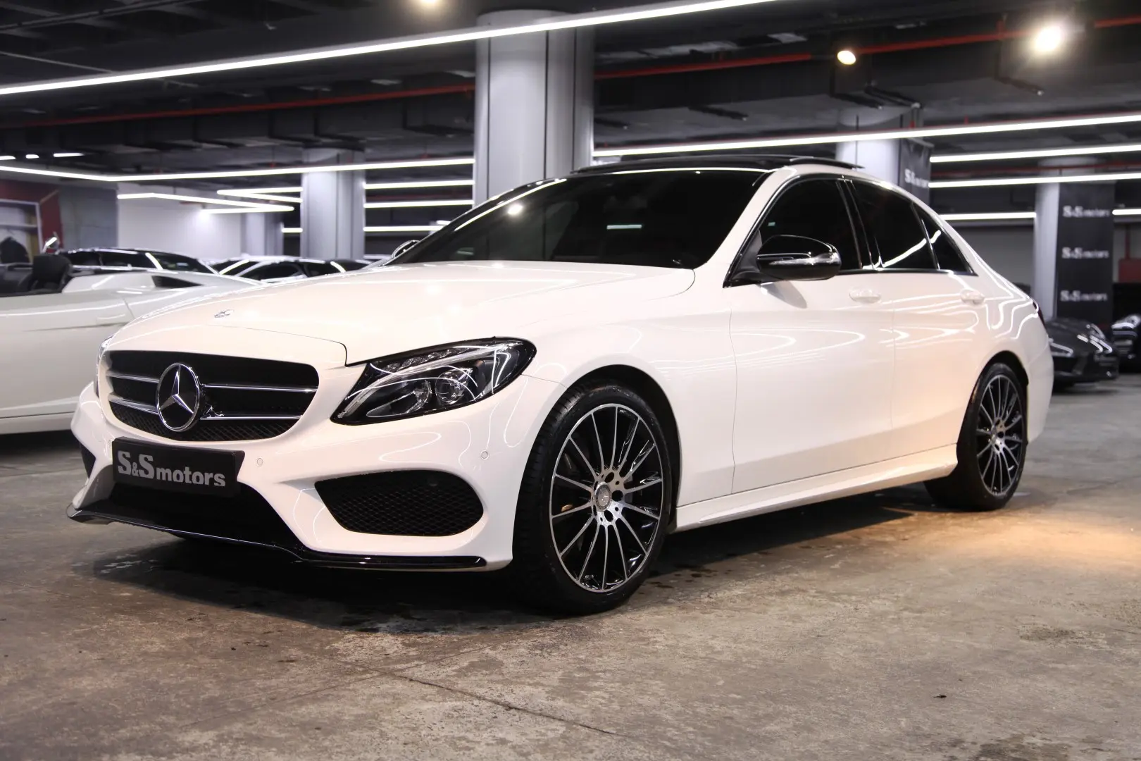 Mercedes-Benz  C 200 d BlueTEC AMG 4