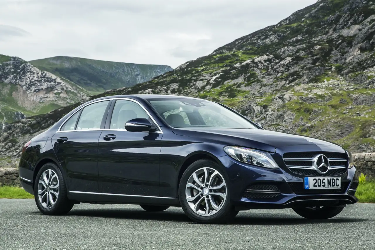 Mercedes-Benz  C 200 d BlueTEC AMG 5