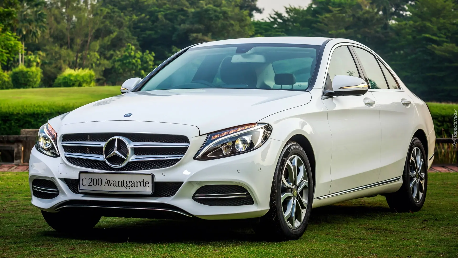 Mercedes-Benz  C 200 d BlueTEC Avantgarde 7G-Tronic 4