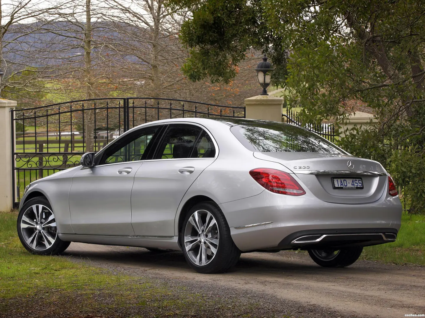 Mercedes-Benz  C 200 d BlueTEC Avantgarde 7G-Tronic 5