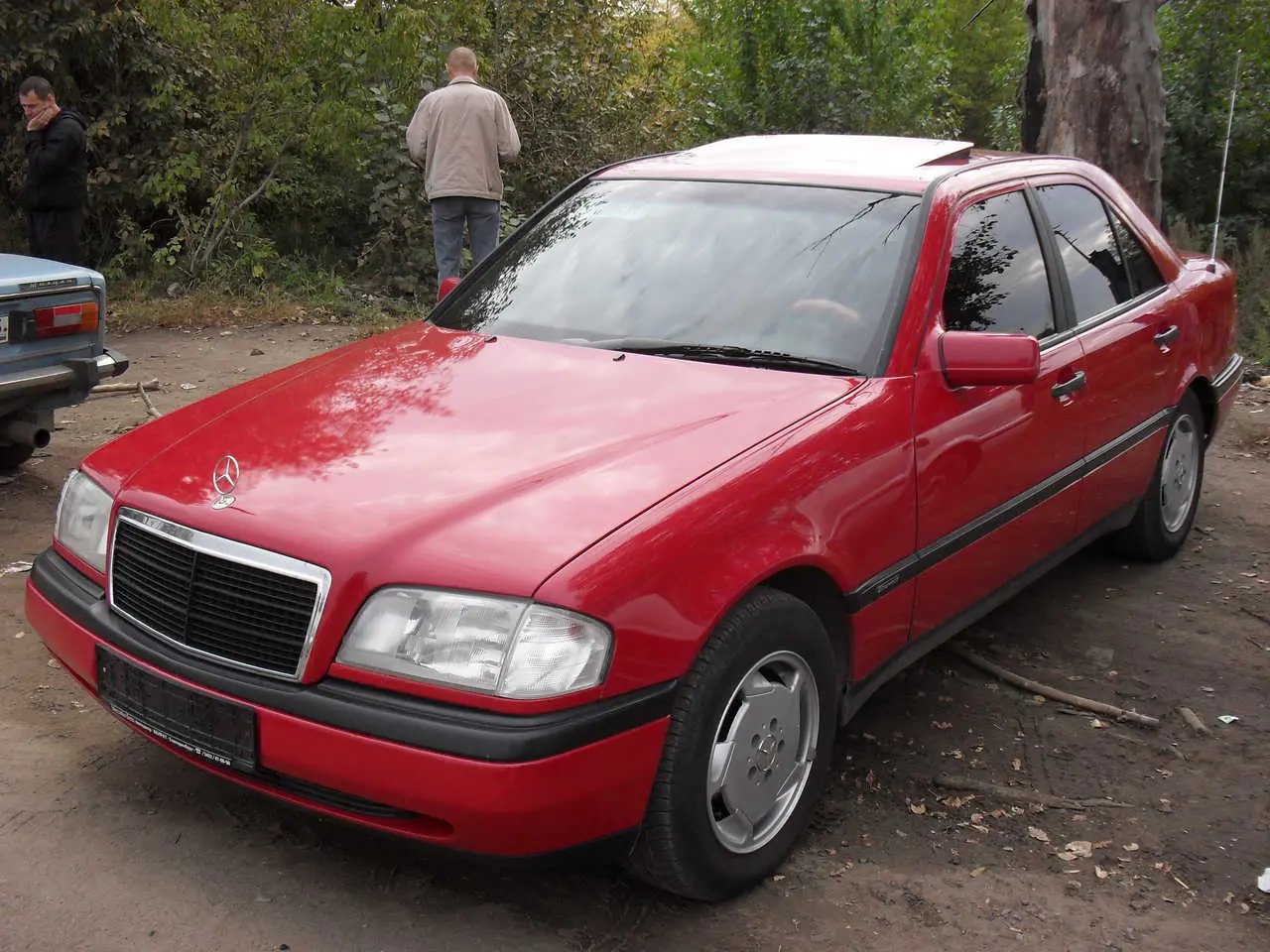 Mercedes-Benz  C 200 Elegance 0