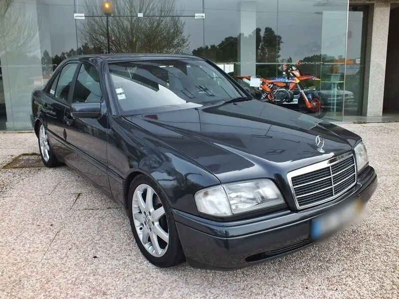 Mercedes-Benz  C 200 Classic 0