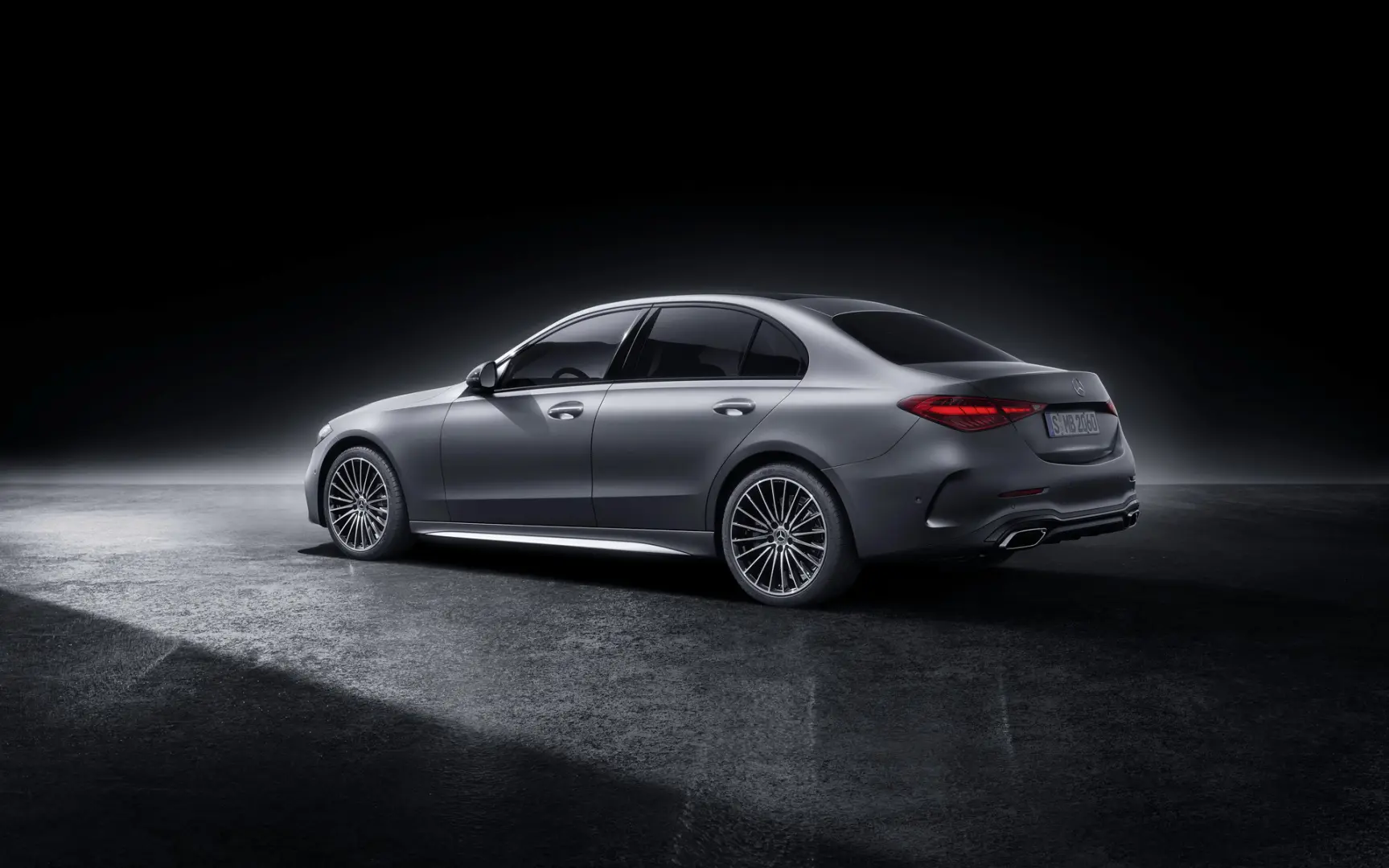 Mercedes-Benz  C 200 Edition 1 AMG 9G-Tronic 3