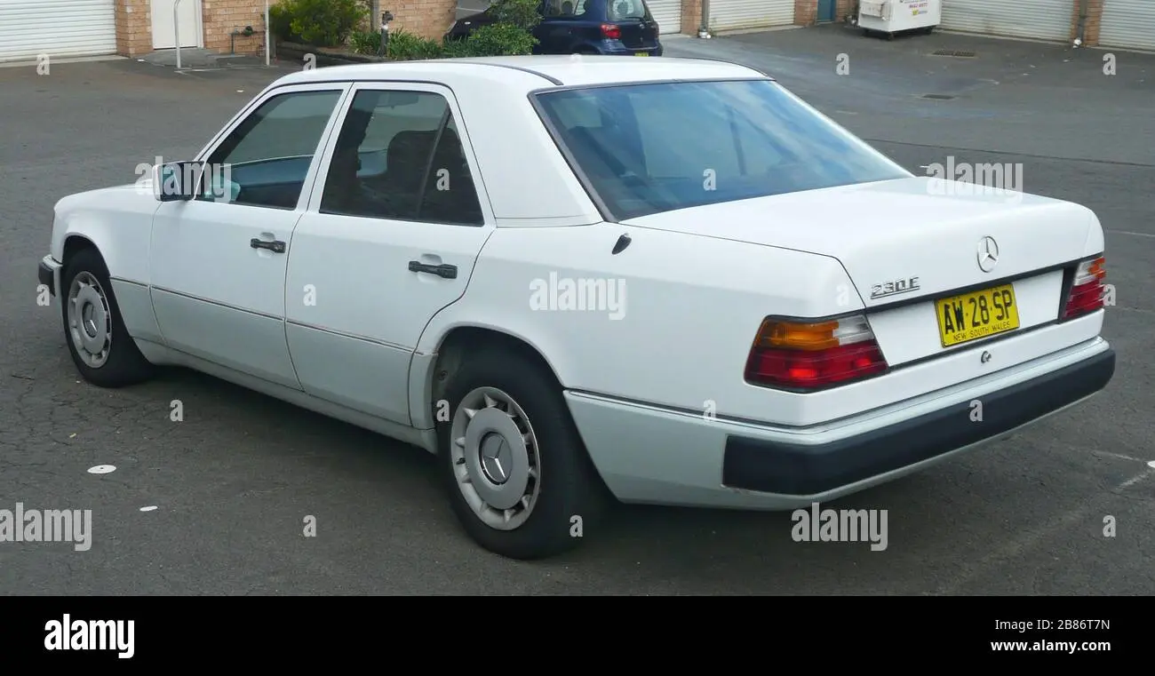 Mercedes-Benz  C 200 Esprit 3