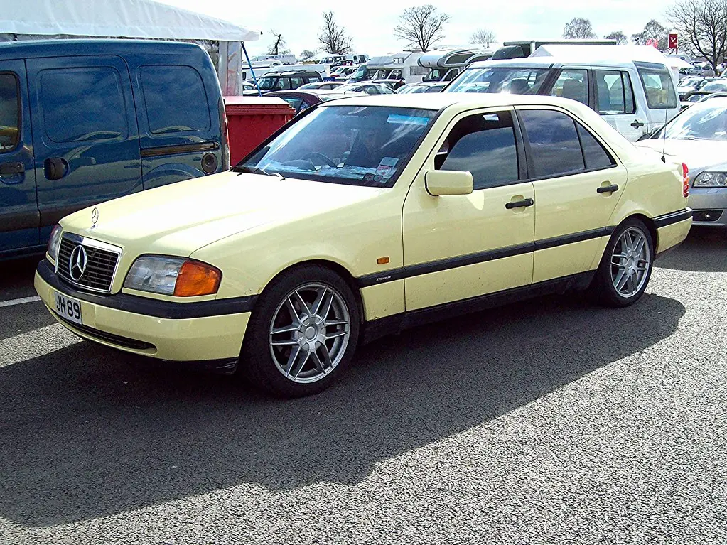 Mercedes-Benz  C 200 Esprit 1