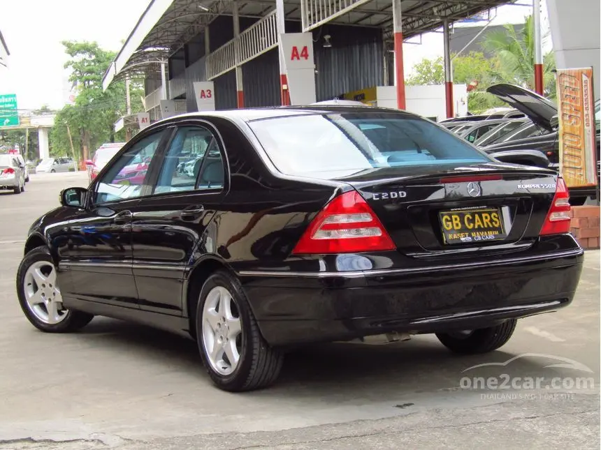 Mercedes-Benz  C 200 Kompressor Avantgarde 3