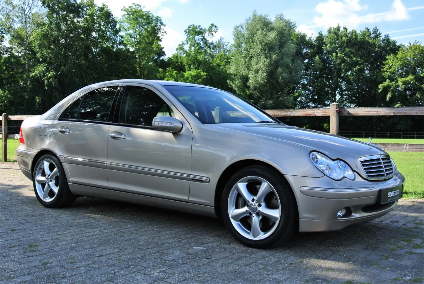 Mercedes-Benz  C 200 Kompressor Elegance 4