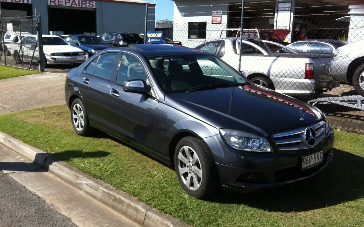 Mercedes-Benz  C 200 Kompressor Elegance 1