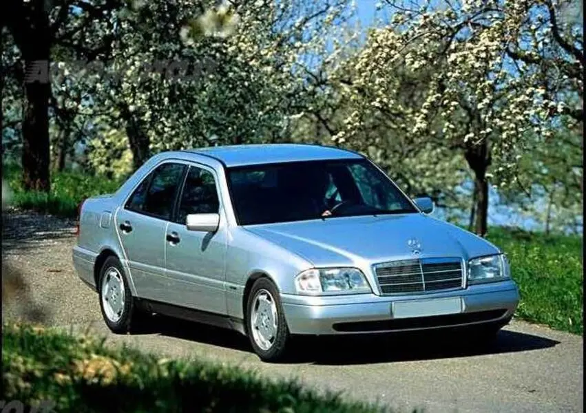 Mercedes-Benz  C 200 Kompressor Elegance 2
