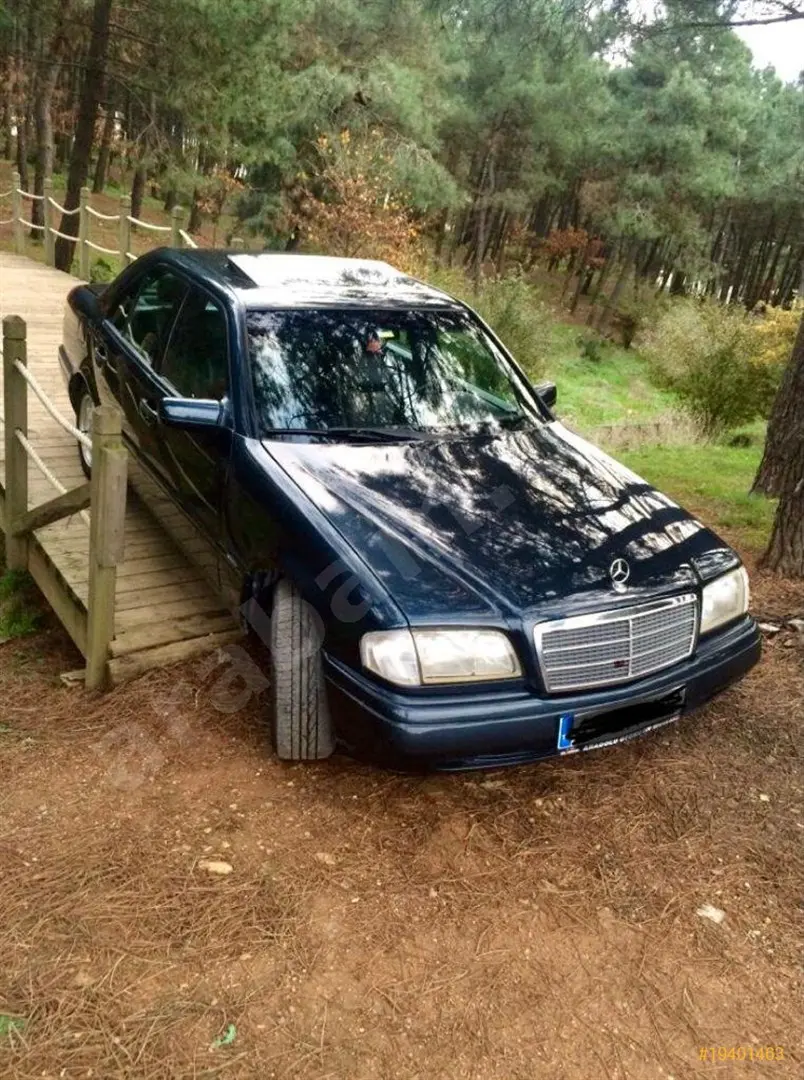 Mercedes-Benz  C 200 Kompressor Sport 5