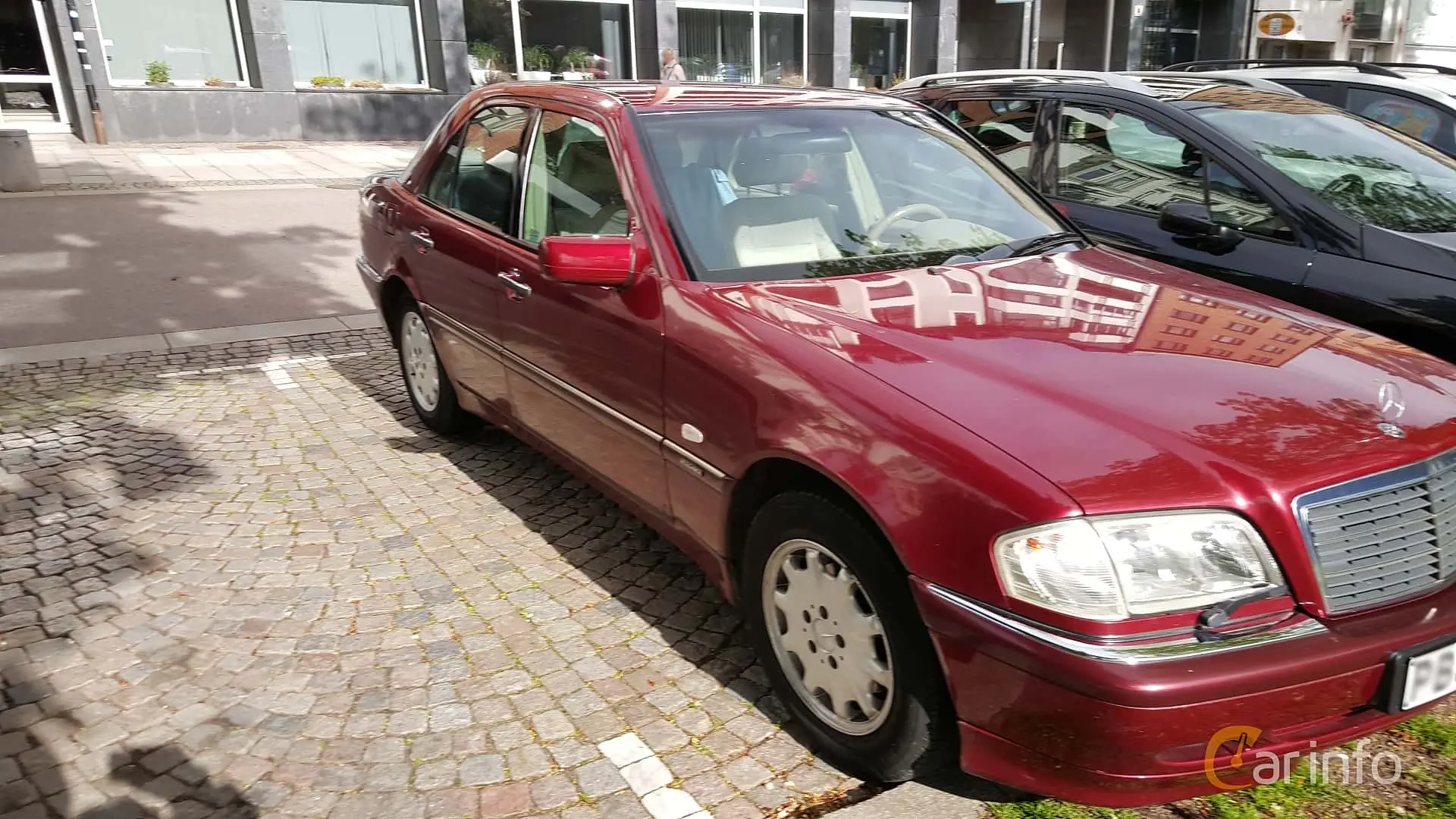 Mercedes-Benz  C 200 Sport 5