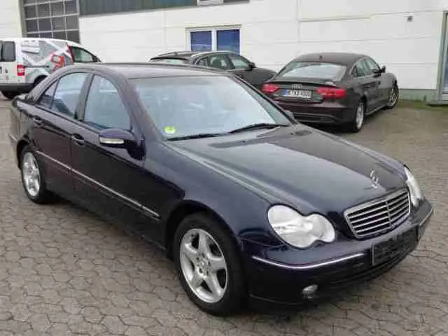 Mercedes-Benz  C 220 CDI Avantgarde 6