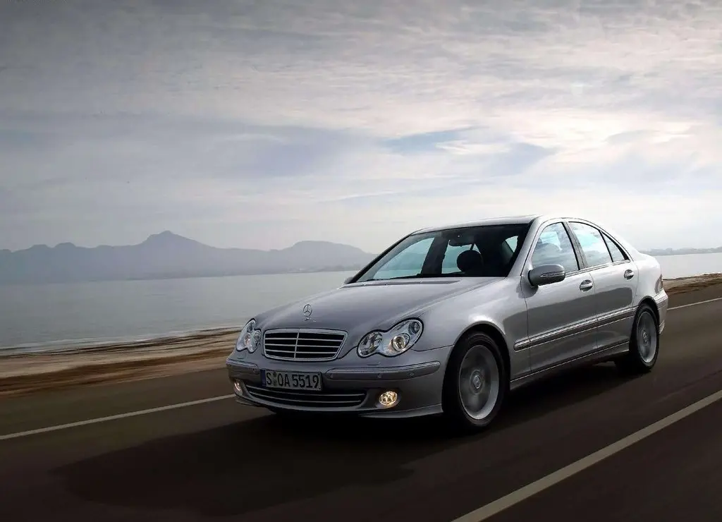 Mercedes-Benz  C 220 CDI Avantgarde 6