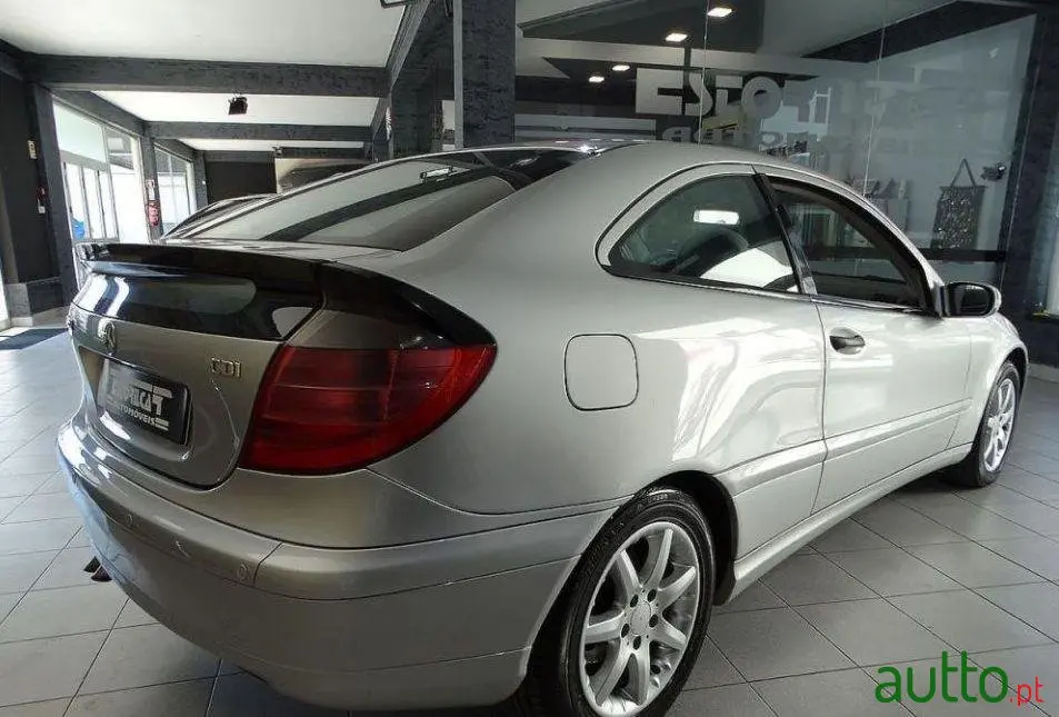 Mercedes-Benz  C 220 CDI Classic 4
