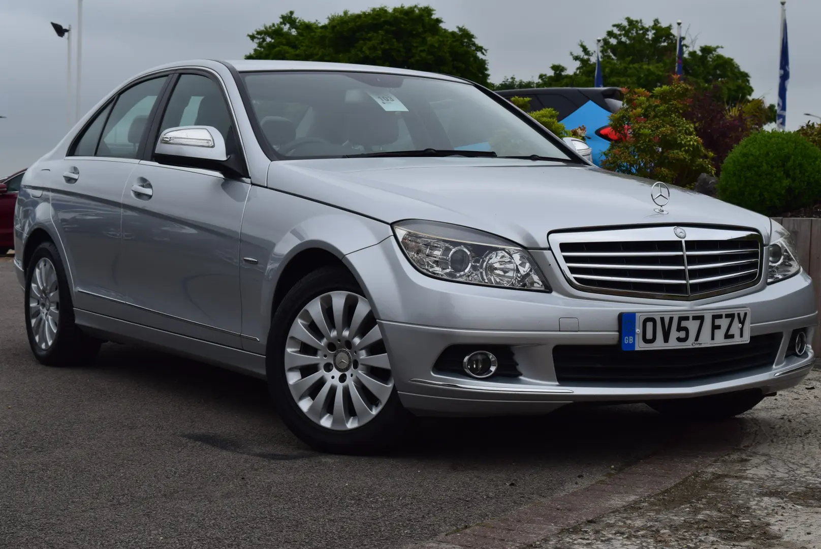 Mercedes-Benz  C 220 CDI Elegance 4
