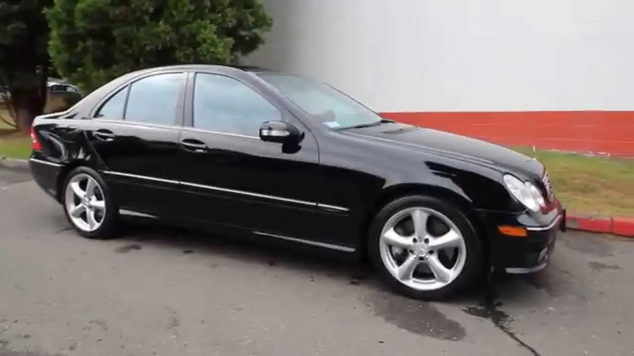 Mercedes-Benz  C 230 Classic 1
