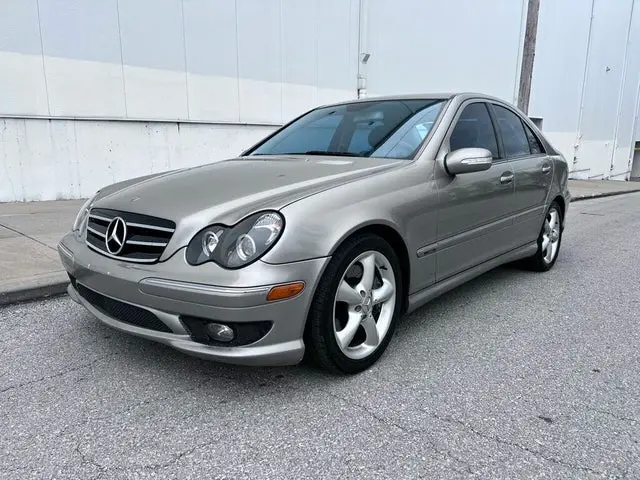 Mercedes-Benz  C 230 Classic 3