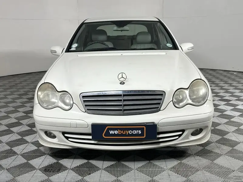 Mercedes-Benz  C 230 Classic 5
