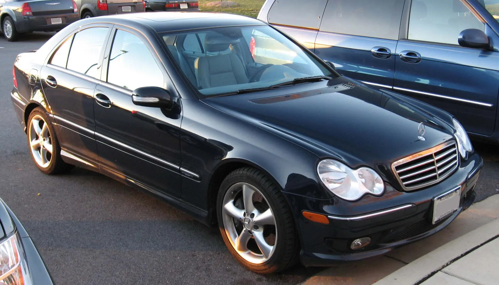 Mercedes-Benz  C 230 Elegance 0