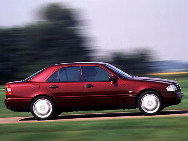 Mercedes-Benz  C 230 Kompressor Sport 3