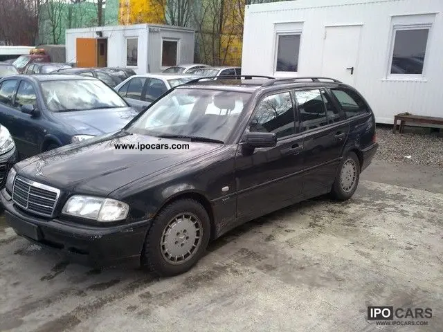 Mercedes-Benz  C 230 Kompressor Sport 2