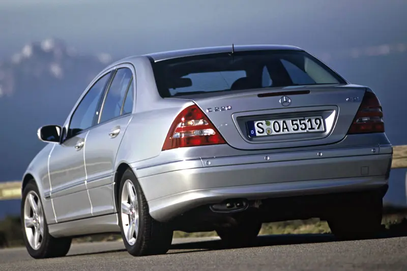 Mercedes-Benz  C 240 4Matic Classic 4