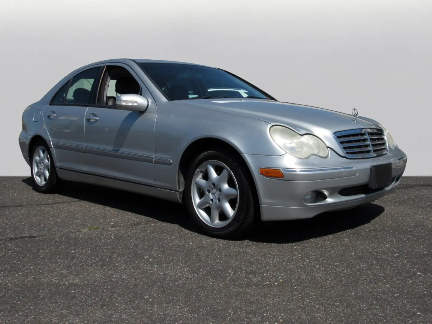 Mercedes-Benz  C 240 Elegance 0