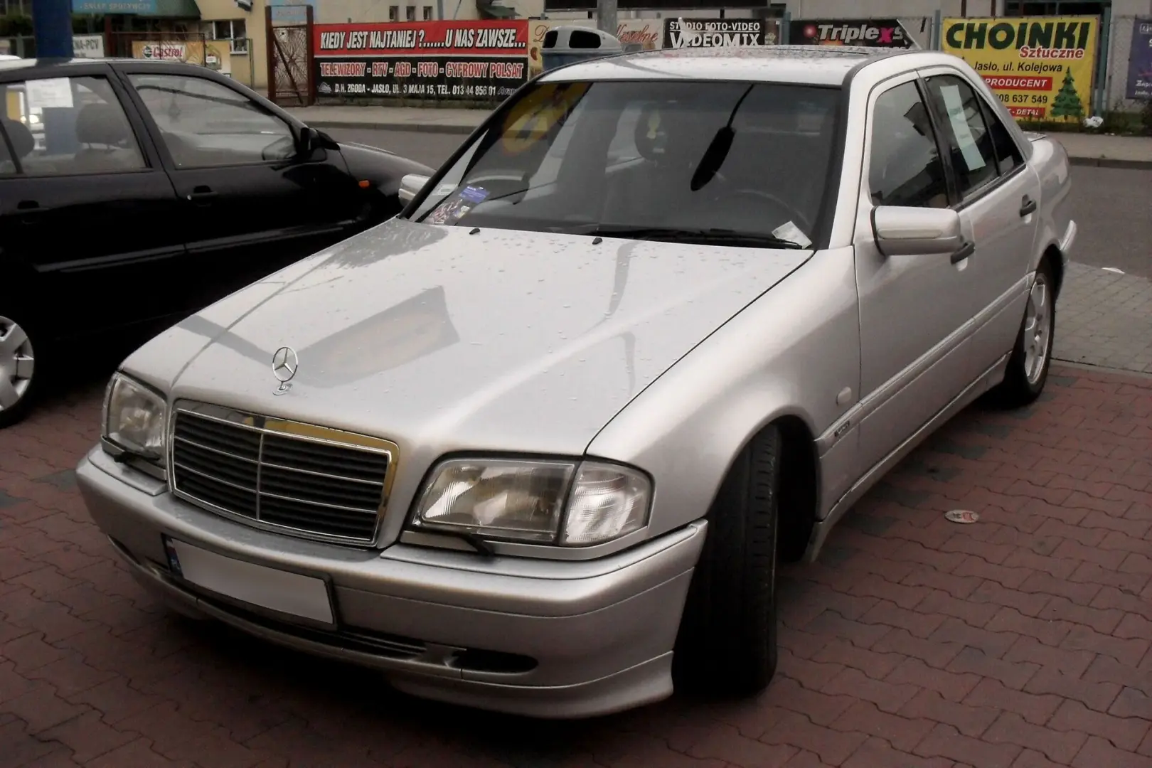 Mercedes-Benz  C 240 Classic 4