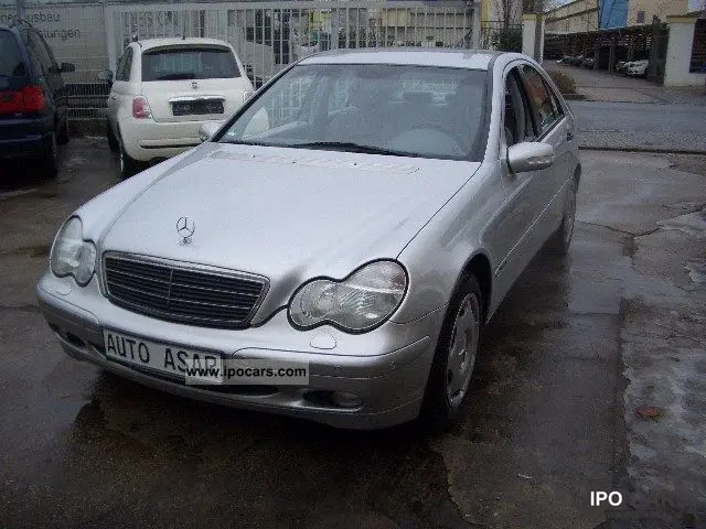 Mercedes-Benz  C 240 Classic 5