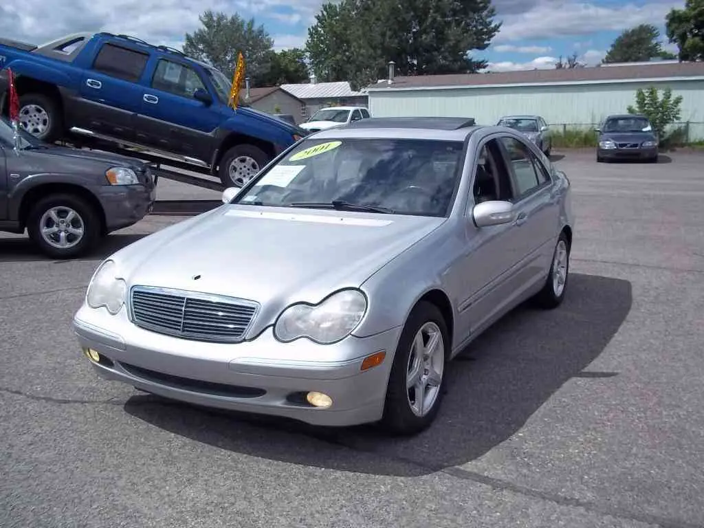 Mercedes-Benz  C 240 Classic 6