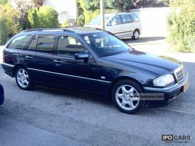 Mercedes-Benz  C 240 Elegance 3