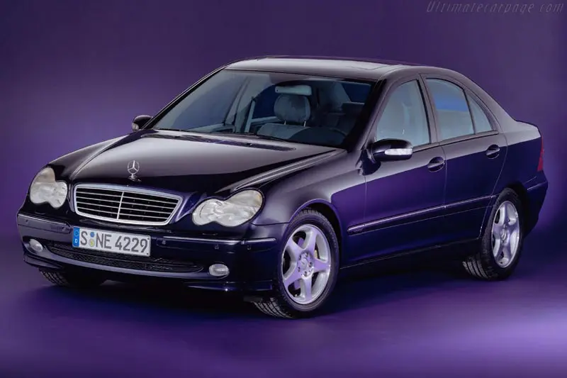 Mercedes-Benz  C 240 Elegance 2