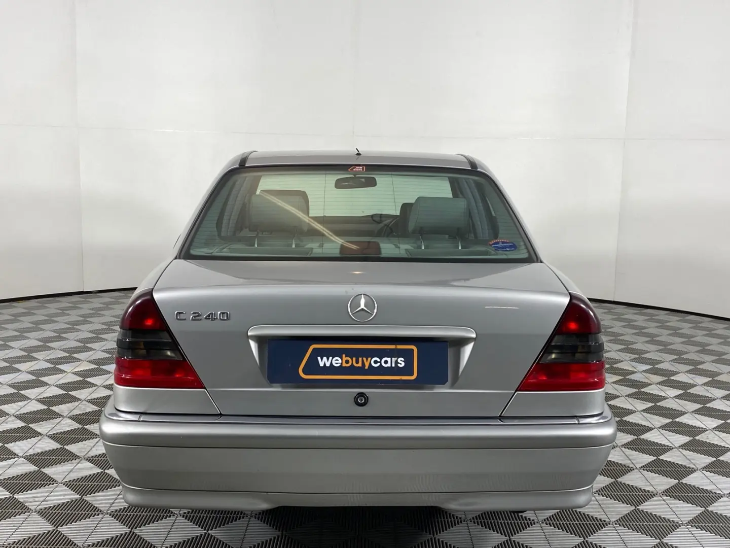 Mercedes-Benz  C 240 Elegance 7