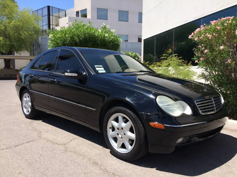 Mercedes-Benz  C 240 Elegance 5