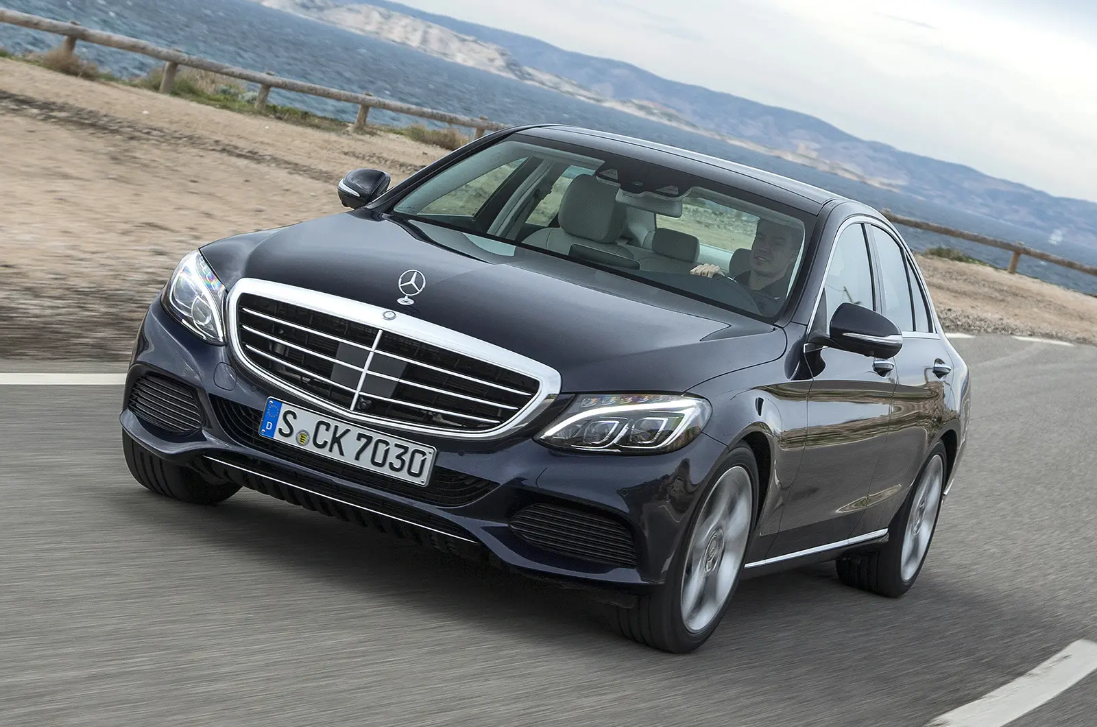 Mercedes-Benz  C 250 AMG 7G-Tronic 6