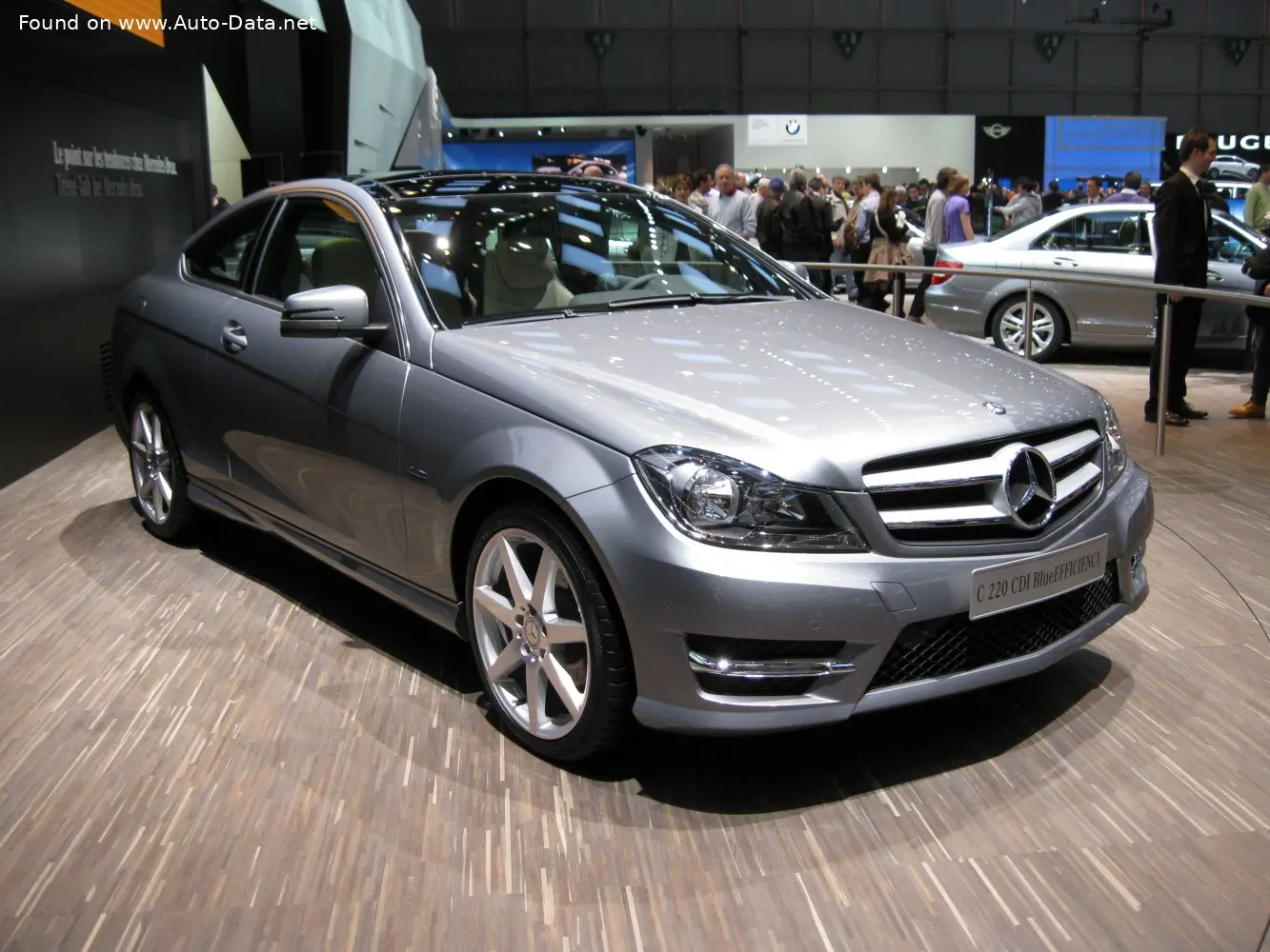 Mercedes-Benz  C 250 BlueEFFICIENCY AMG 7G-Tronic 3