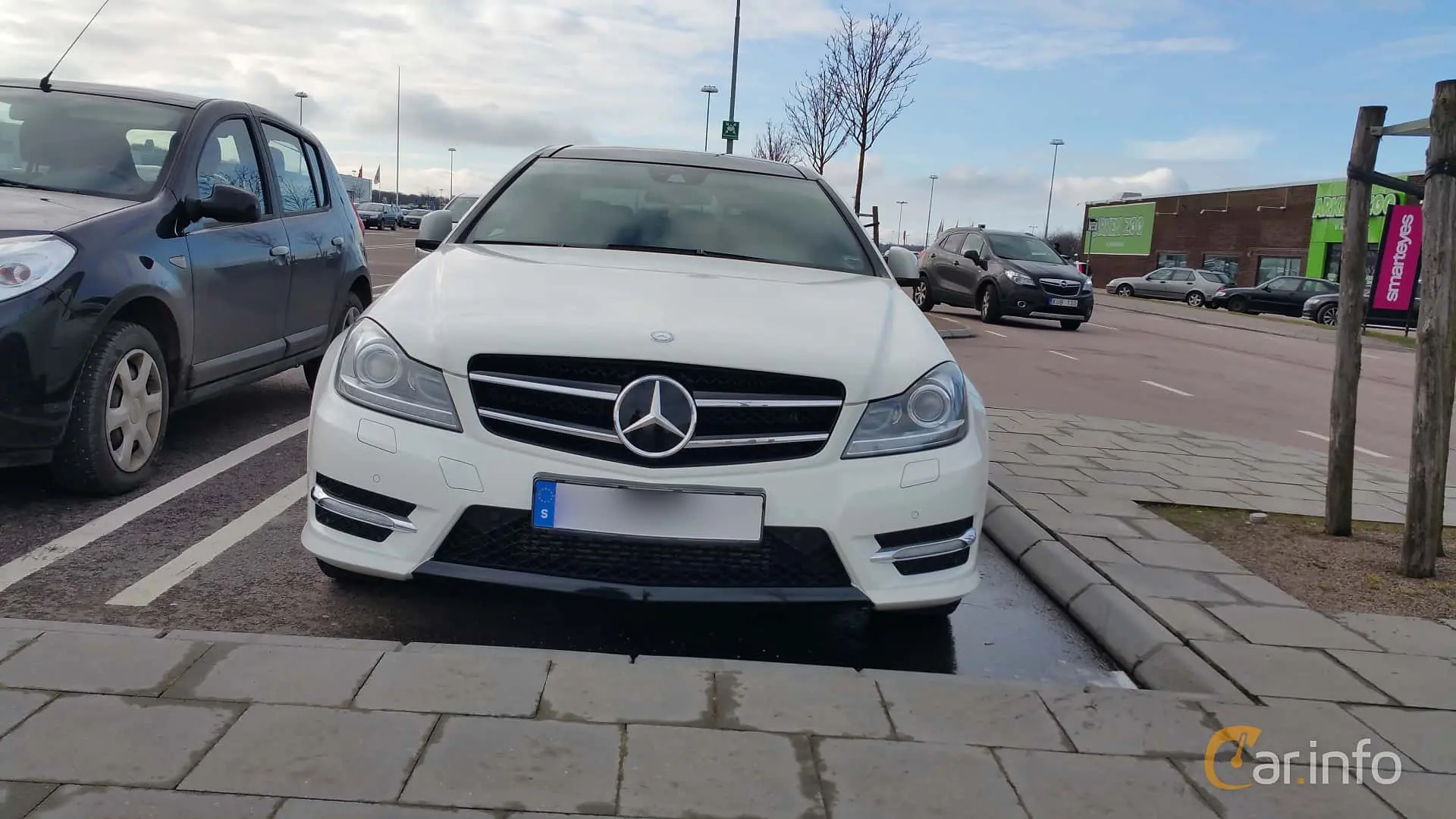 Mercedes-Benz  C 250 BlueEFFICIENCY AMG 7G-Tronic 5