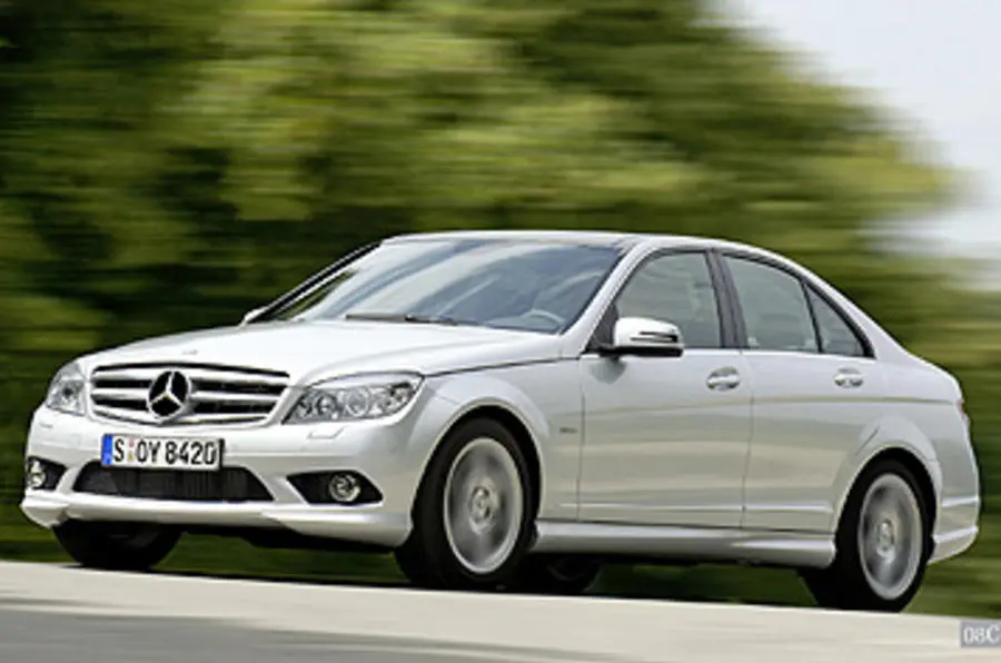 Mercedes-Benz  C 250 CDI BlueEFFICIENCY 4Matic AMG 7G-Tronic 1